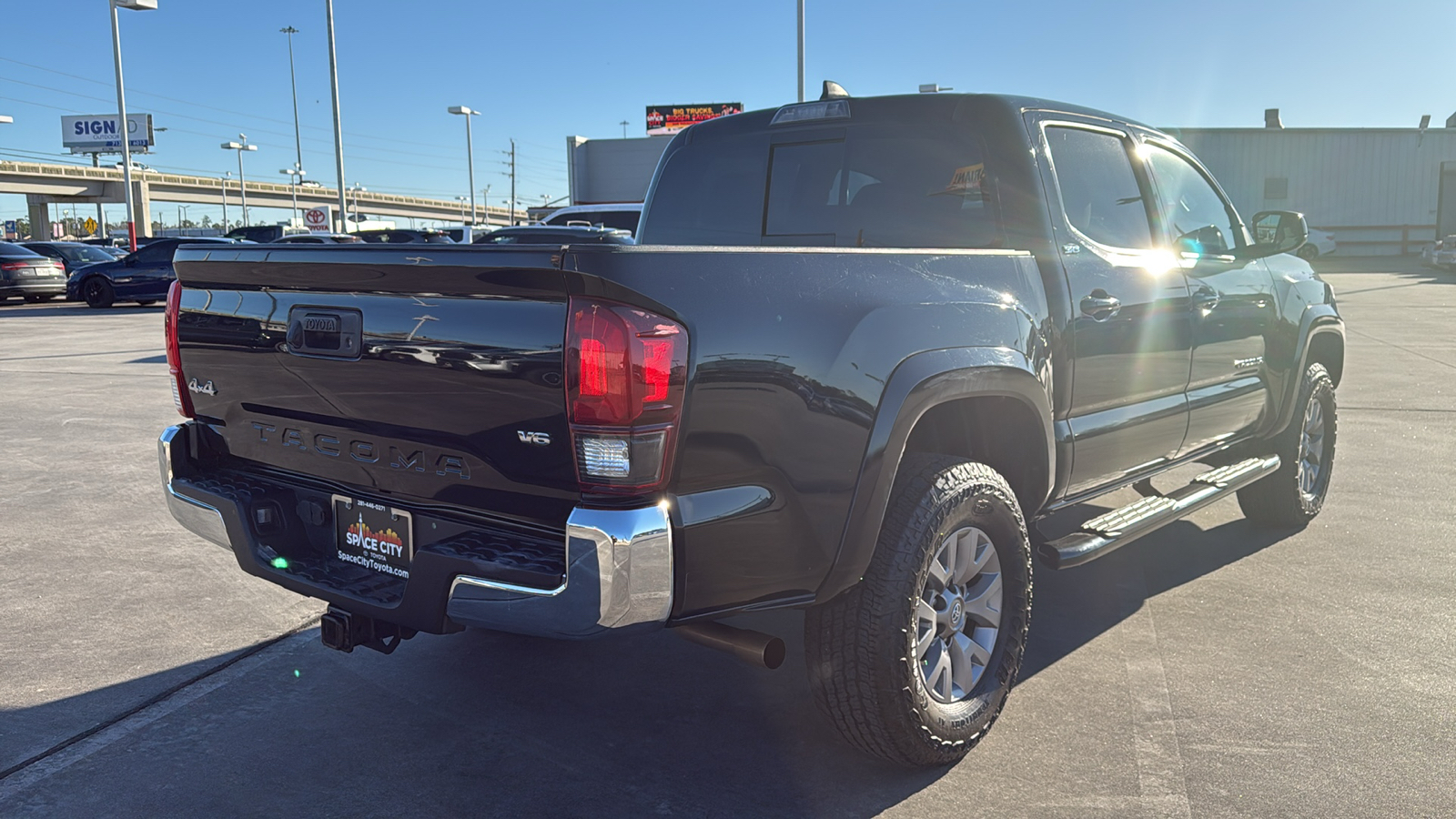 2019 Toyota Tacoma SR5 8