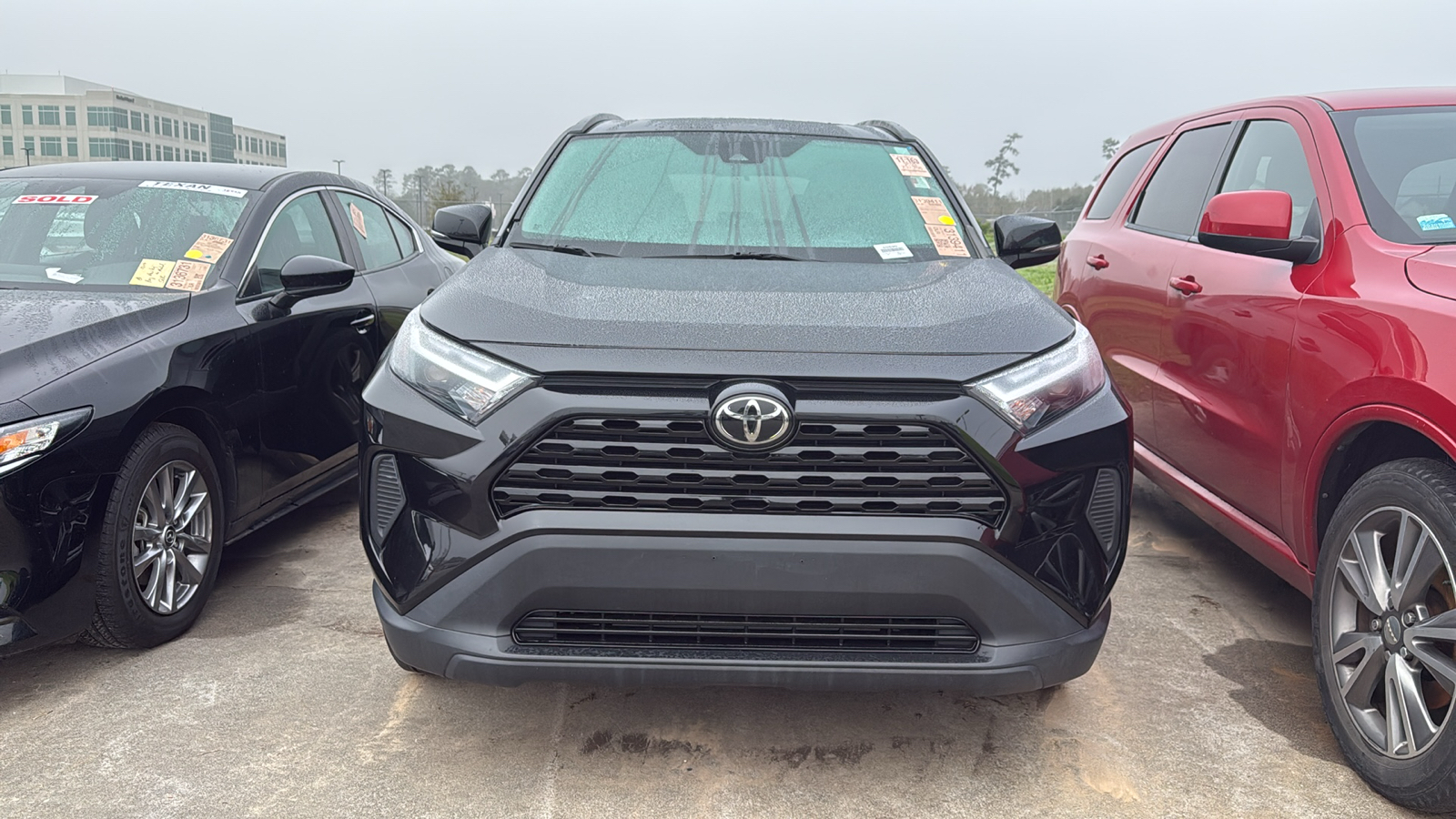 2023 Toyota RAV4 XLE 3