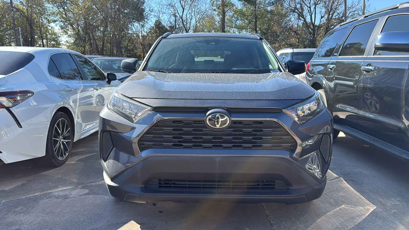 2019 Toyota RAV4 LE 3