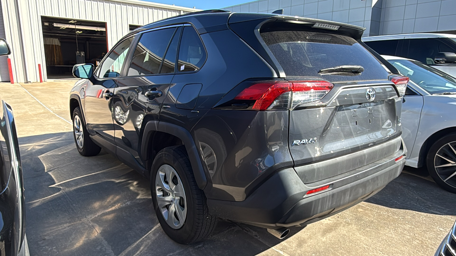 2019 Toyota RAV4 LE 5