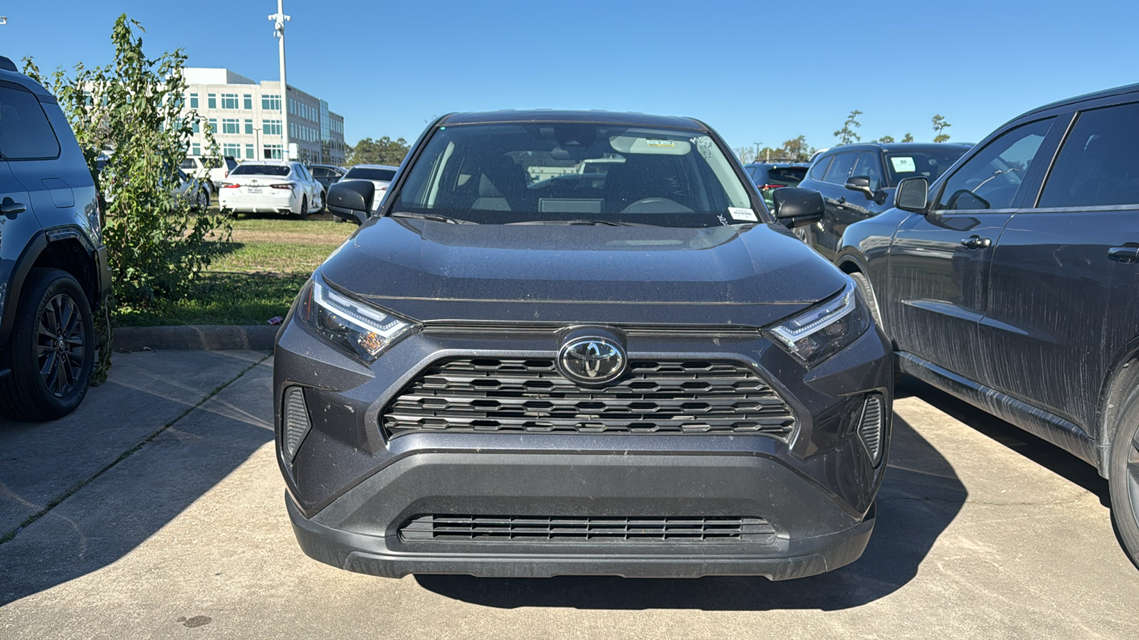 2024 Toyota RAV4 LE 3