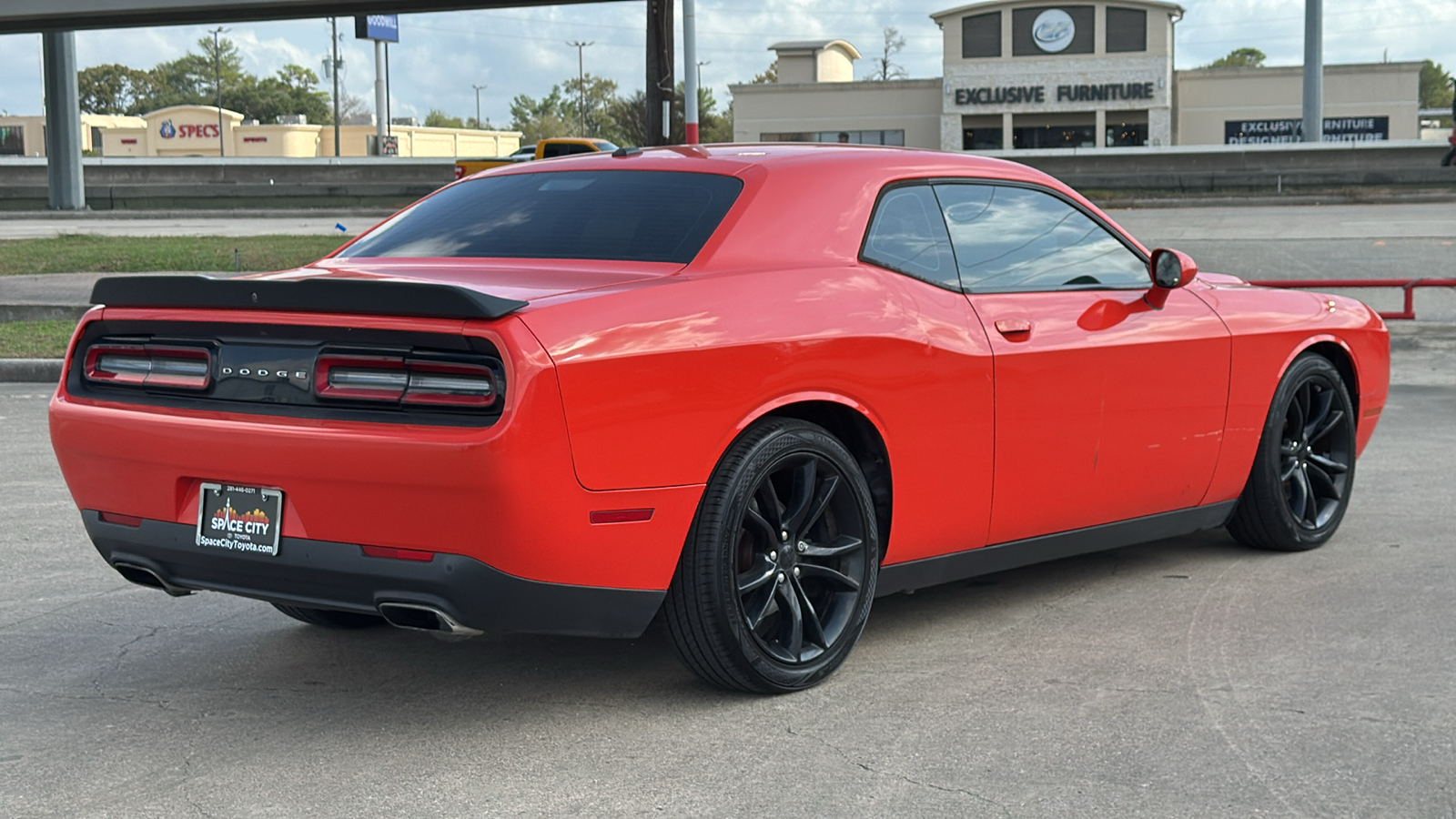 2016 Dodge Challenger SXT 8