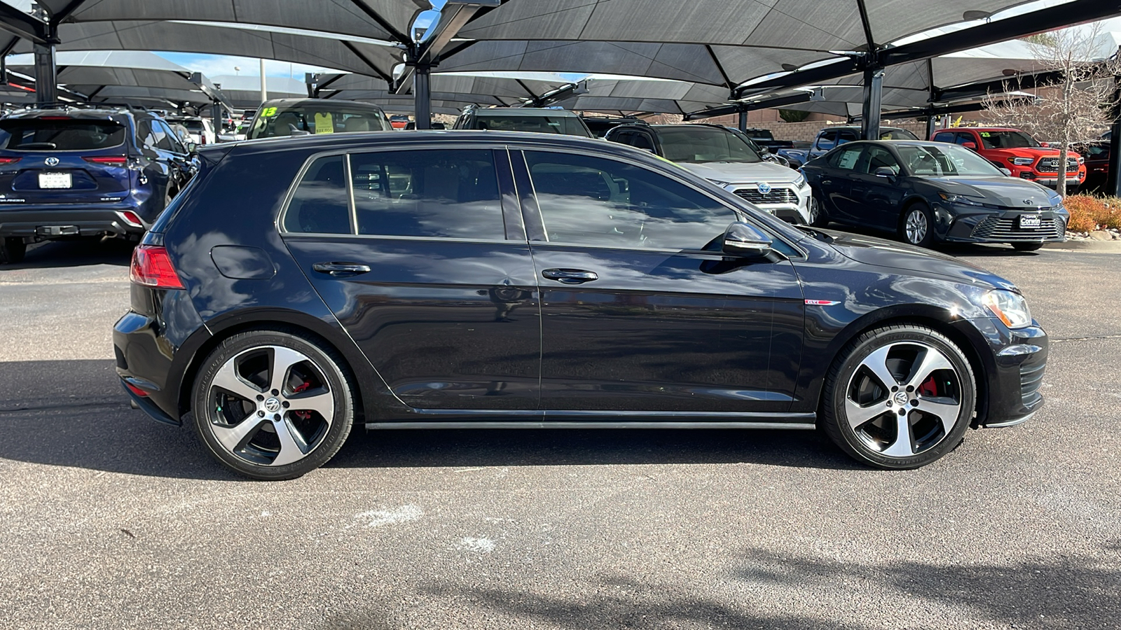 2017 Volkswagen Golf GTI S 8