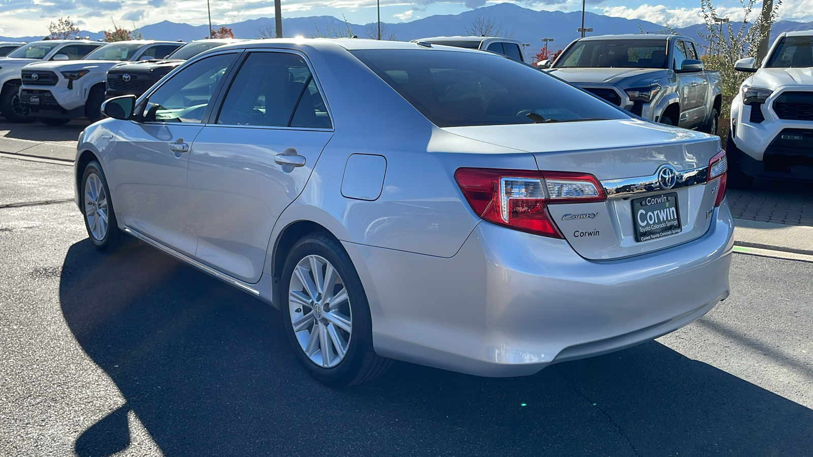 2014 Toyota Camry Hybrid XLE 5