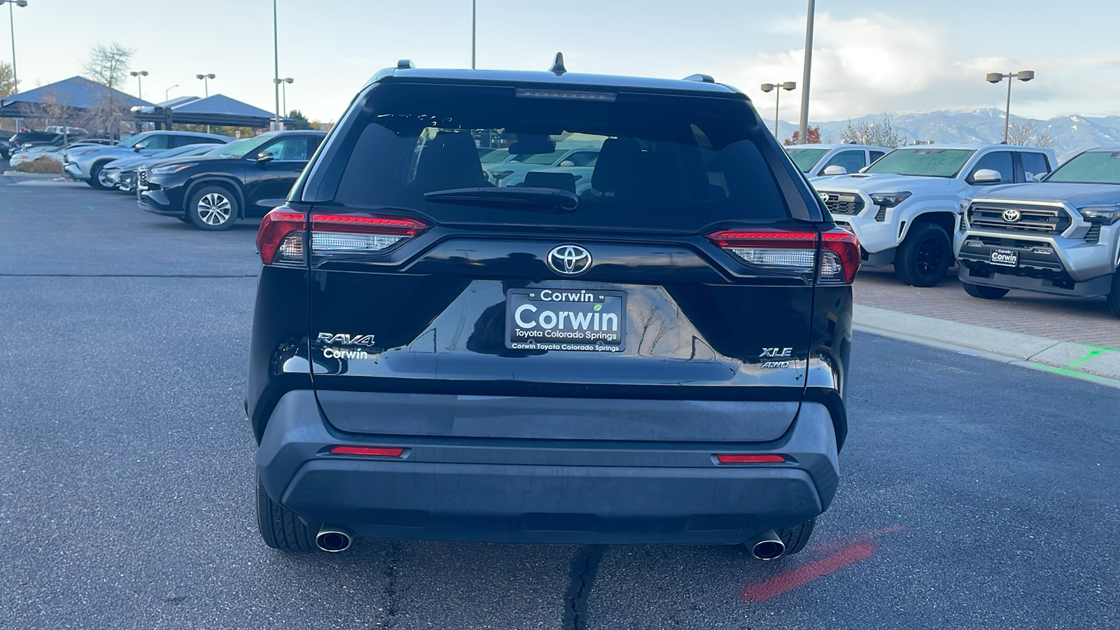 2021 Toyota RAV4 XLE 6