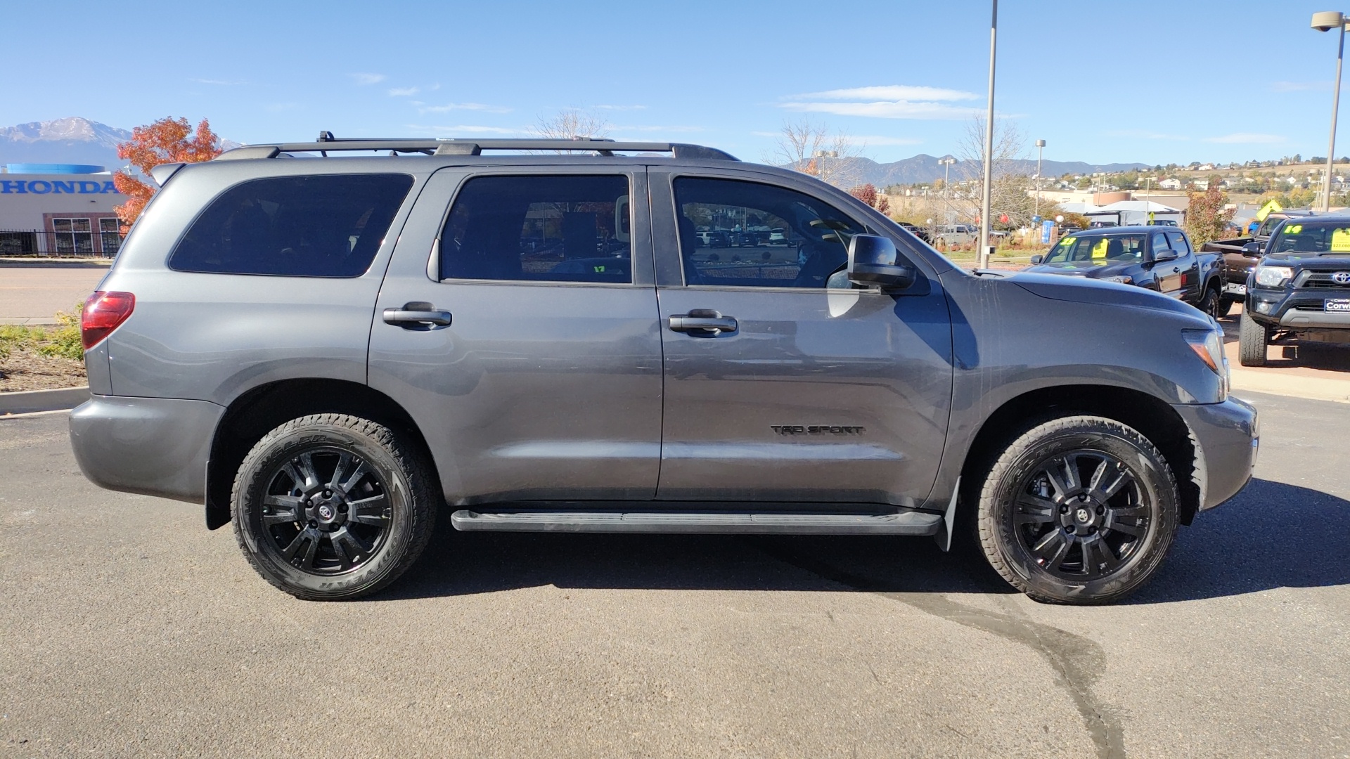 2020 Toyota Sequoia TRD Sport 8