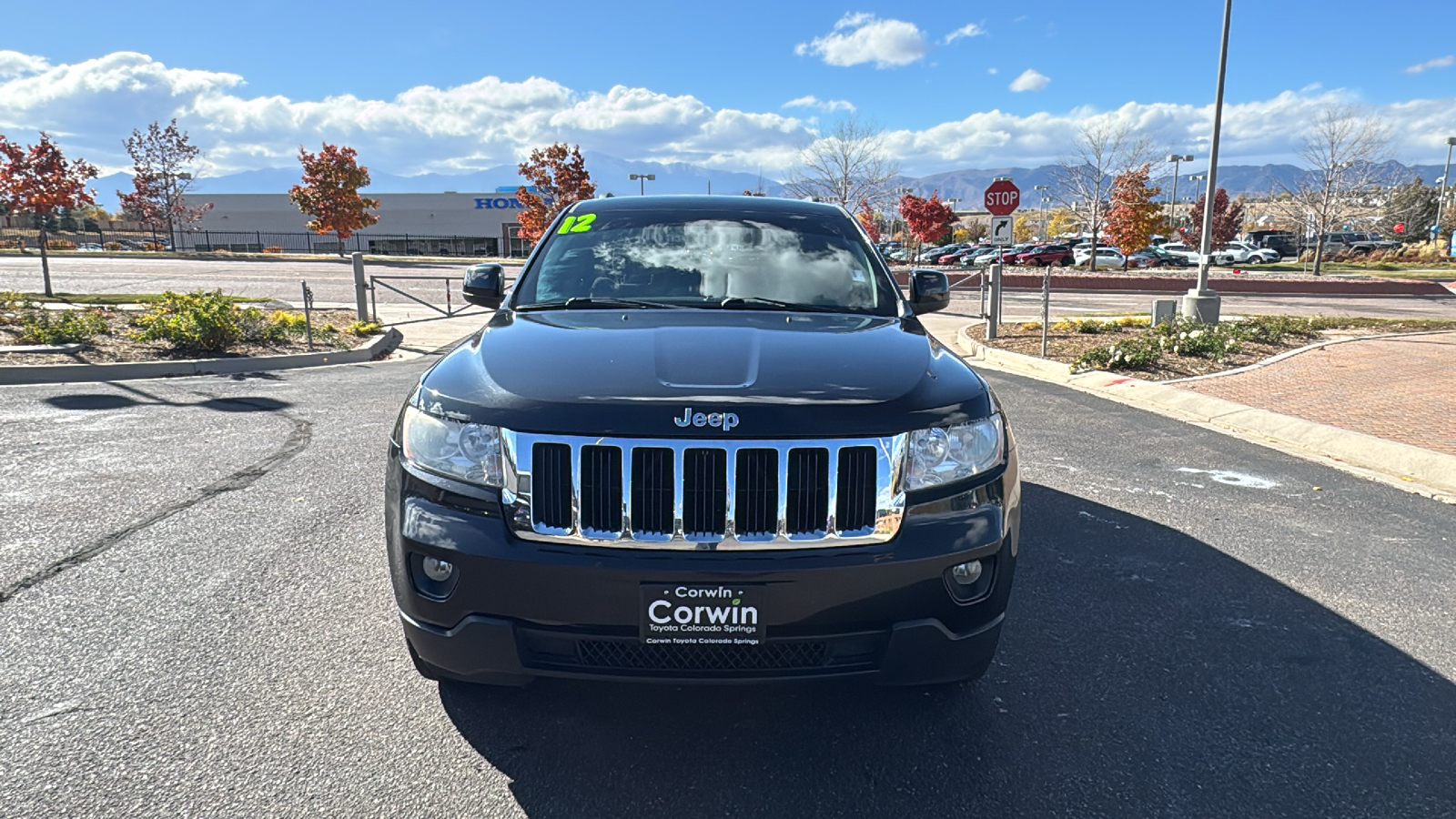 2012 Jeep Grand Cherokee Laredo 2