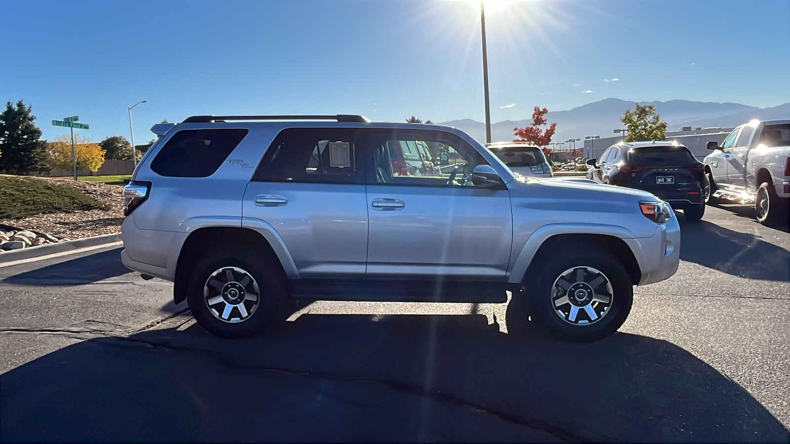 2024 Toyota 4Runner TRD Off-Road Premium 13