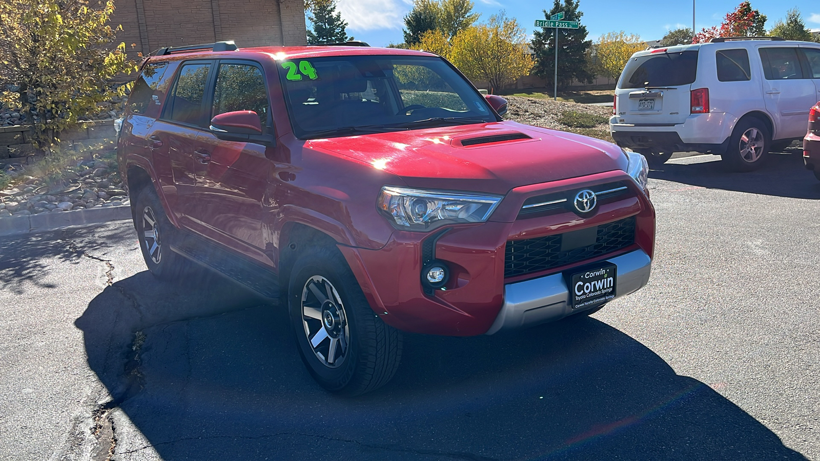 2024 Toyota 4Runner TRD Off-Road Premium 2