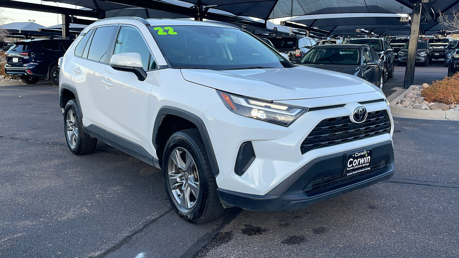 2022 Toyota RAV4 XLE 1