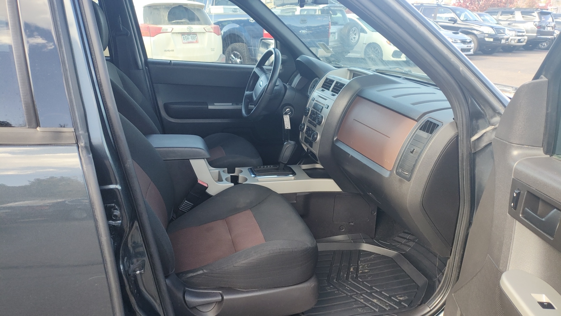 2008 Ford Escape XLT 24