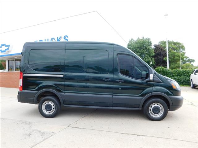 2015 Ford Transit 250 9