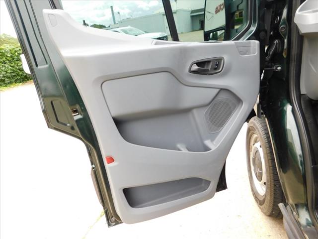 2015 Ford Transit 250 17