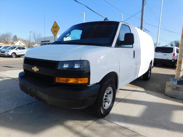 2021 Chevrolet Express 2500 3