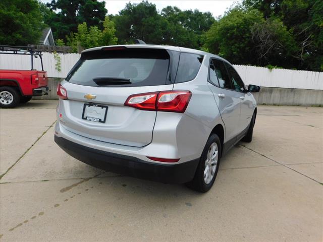 2018 Chevrolet Equinox LS 8