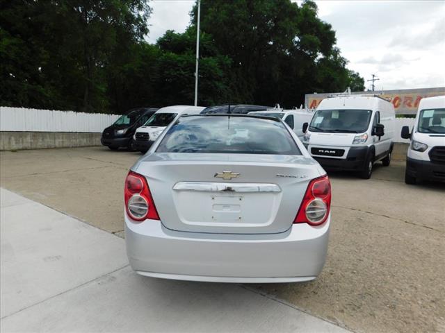 2012 Chevrolet Sonic LT 6