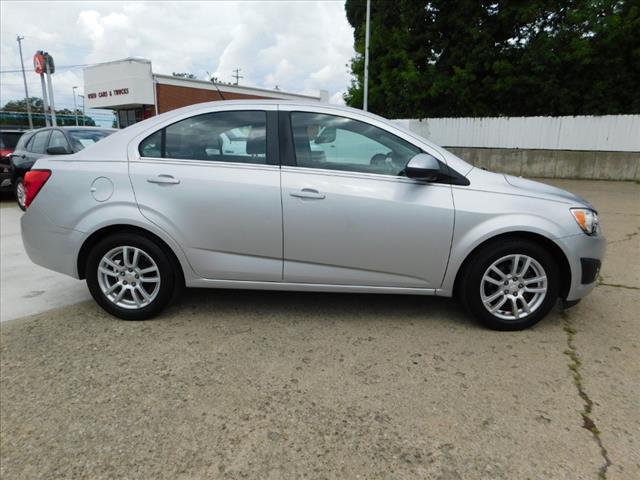 2012 Chevrolet Sonic LT 8