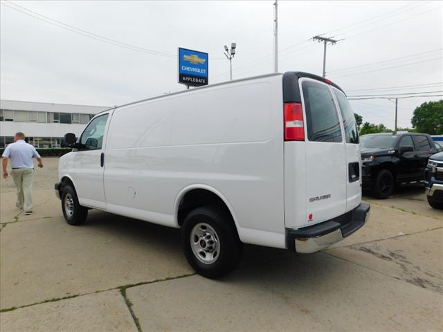 2021 GMC Savana 2500 6