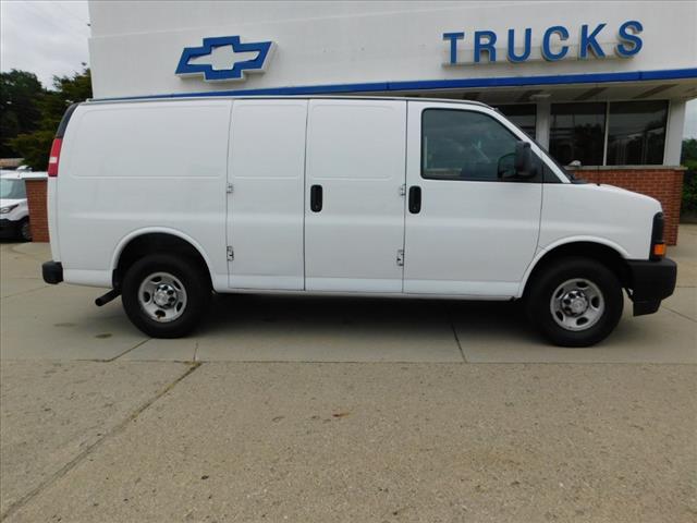 2017 Chevrolet Express g 8