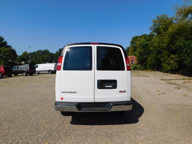 2022 GMC Savana 2500 7