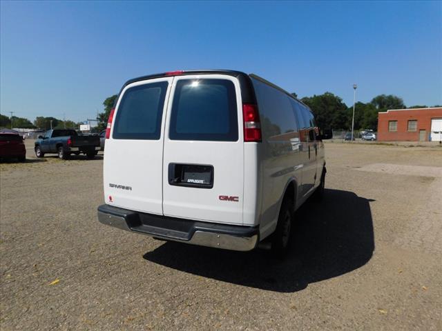 2022 GMC Savana 2500 8