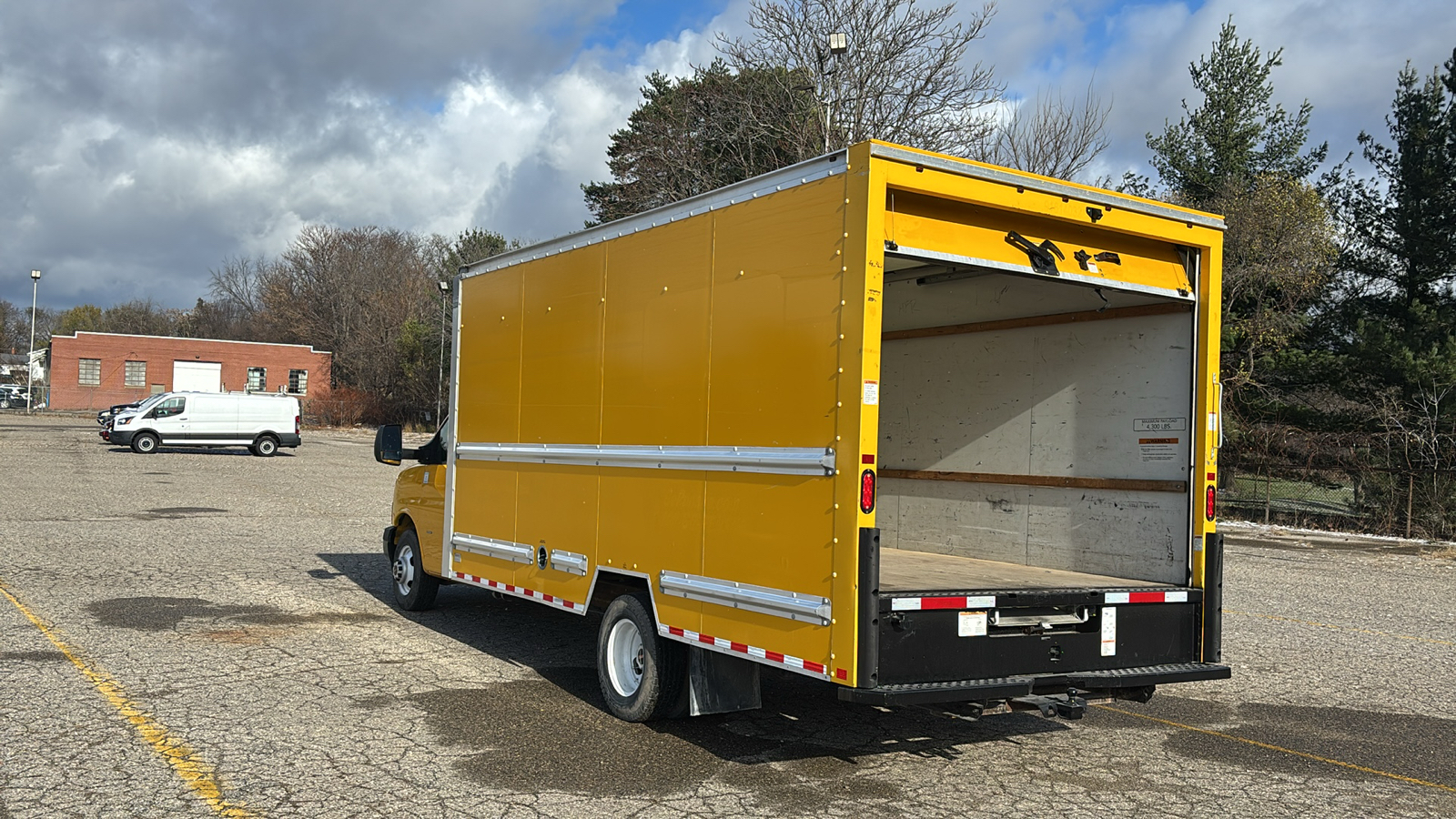 2019 GMC Savana 3500 4