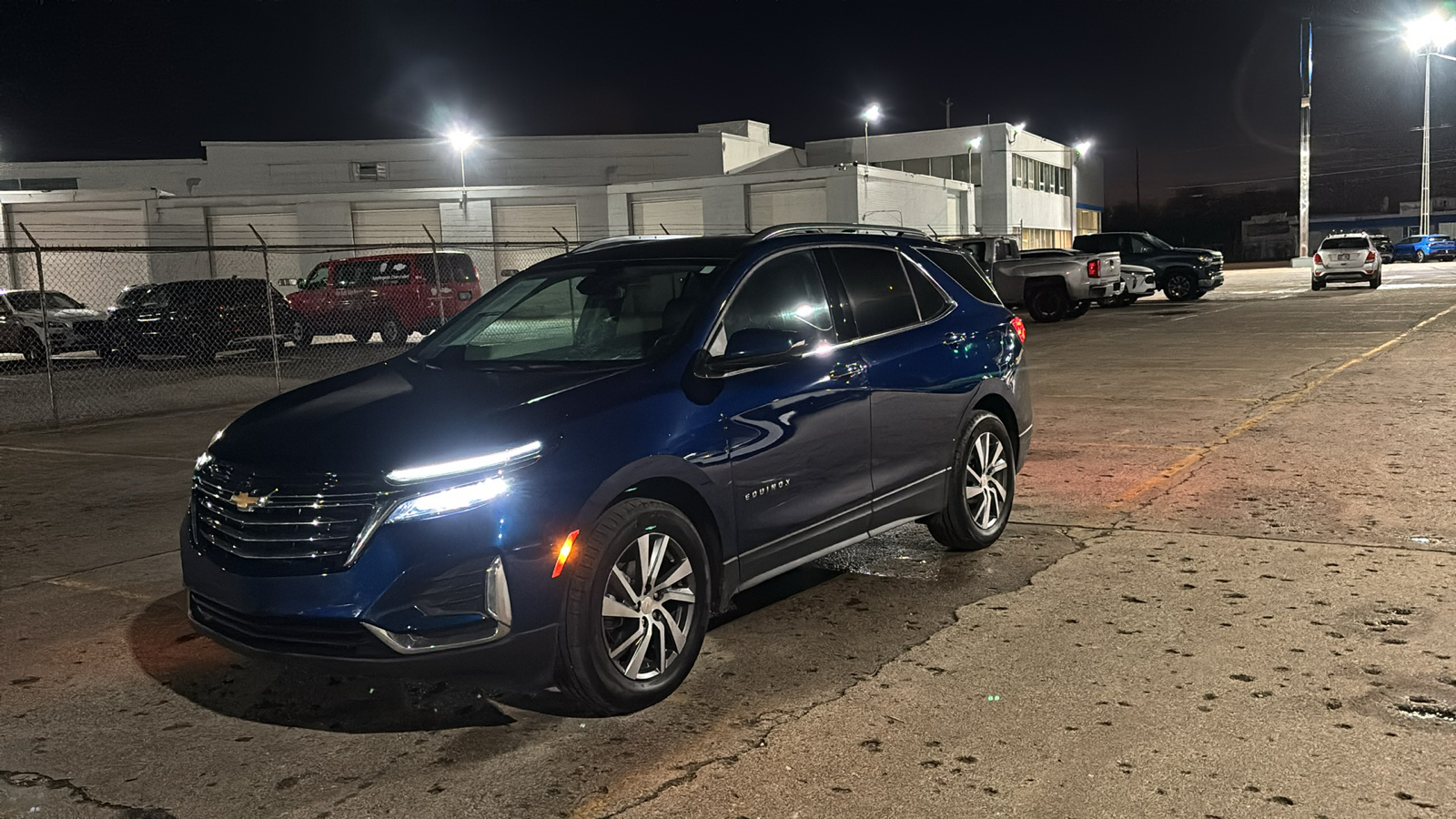 2022 Chevrolet Equinox Premier 2