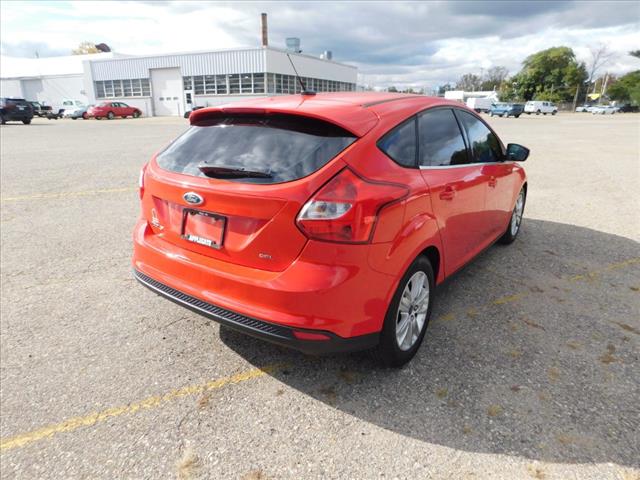 2012 Ford Focus SEL 8