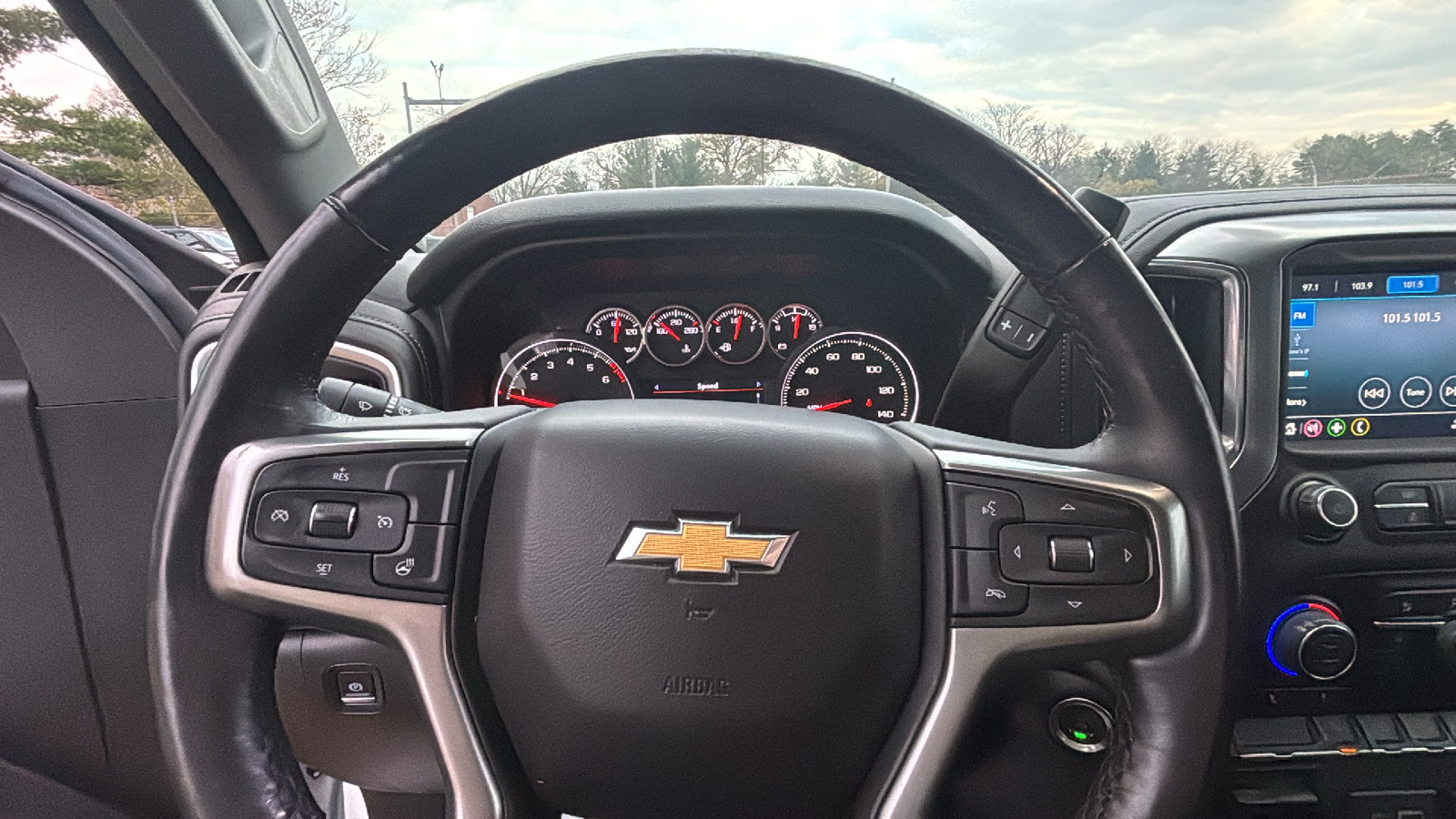 2022 Chevrolet Silverado 1500 Limited  13