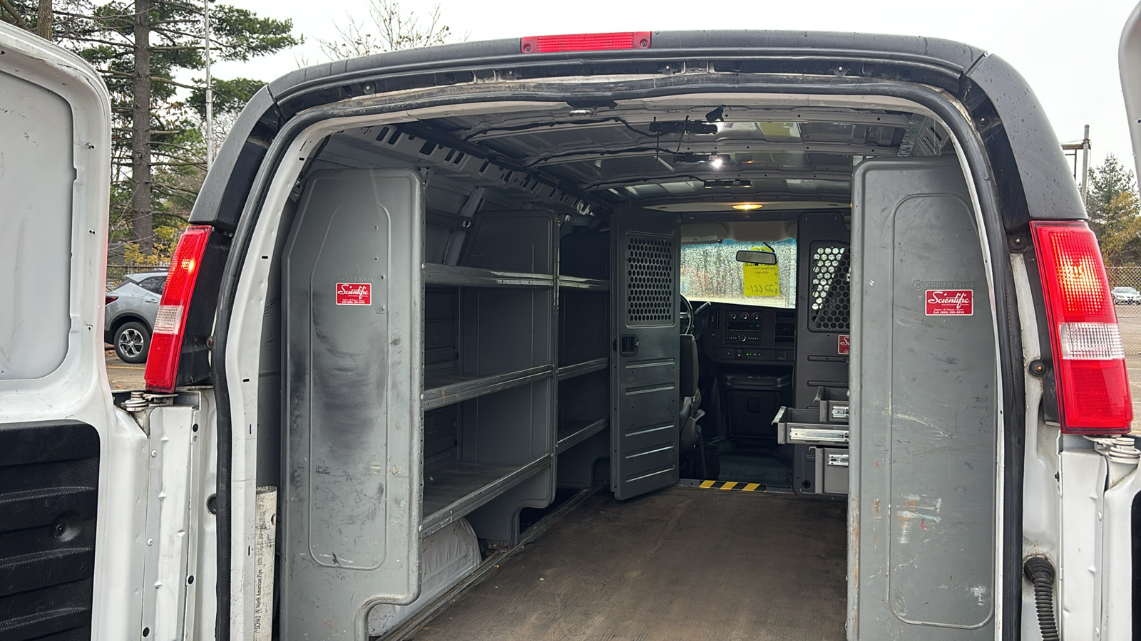 2019 Chevrolet Express 2500 21