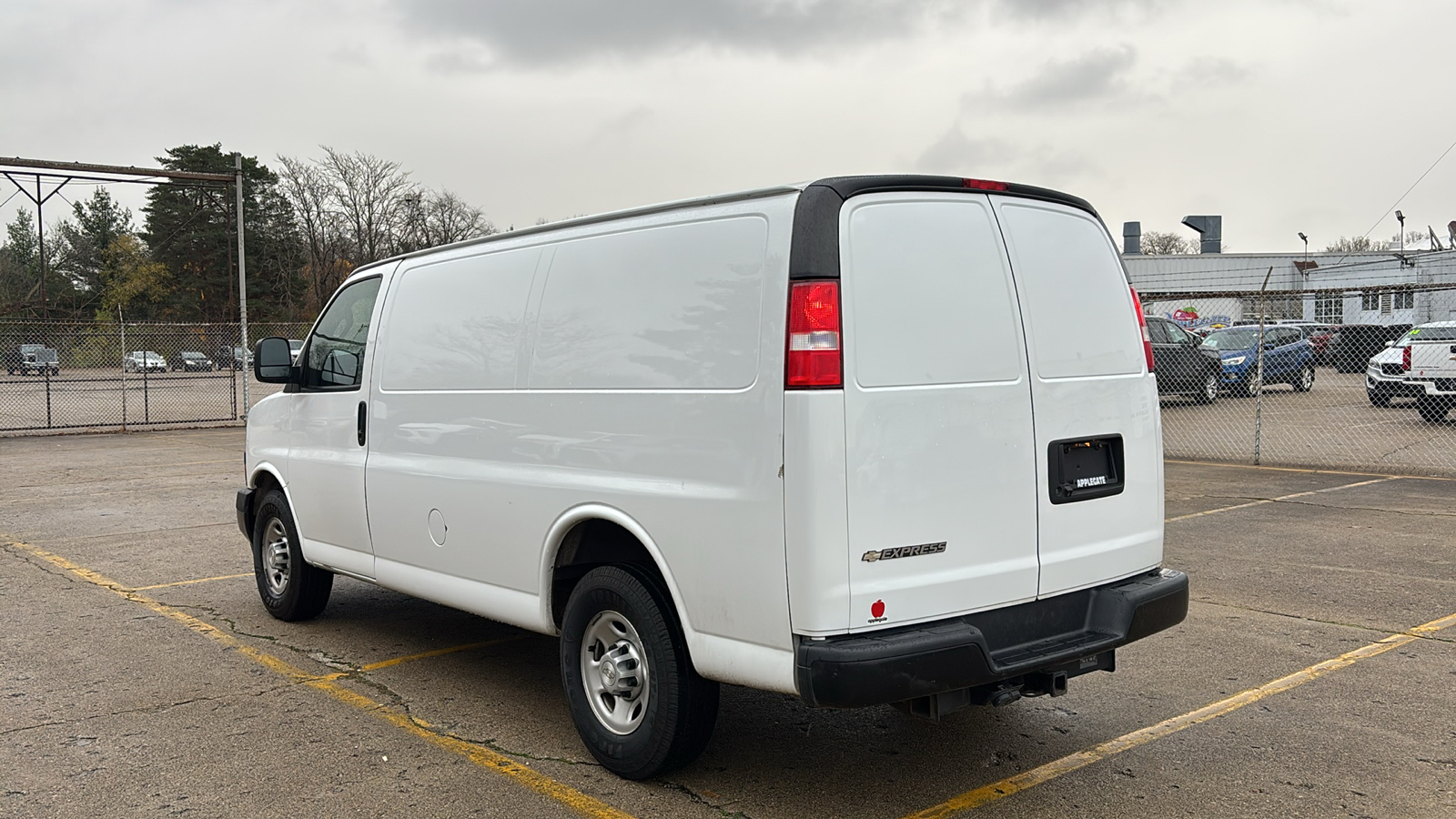 2019 Chevrolet Express 2500 4