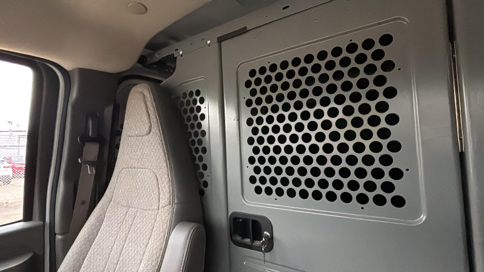 2019 Chevrolet Express 2500 21