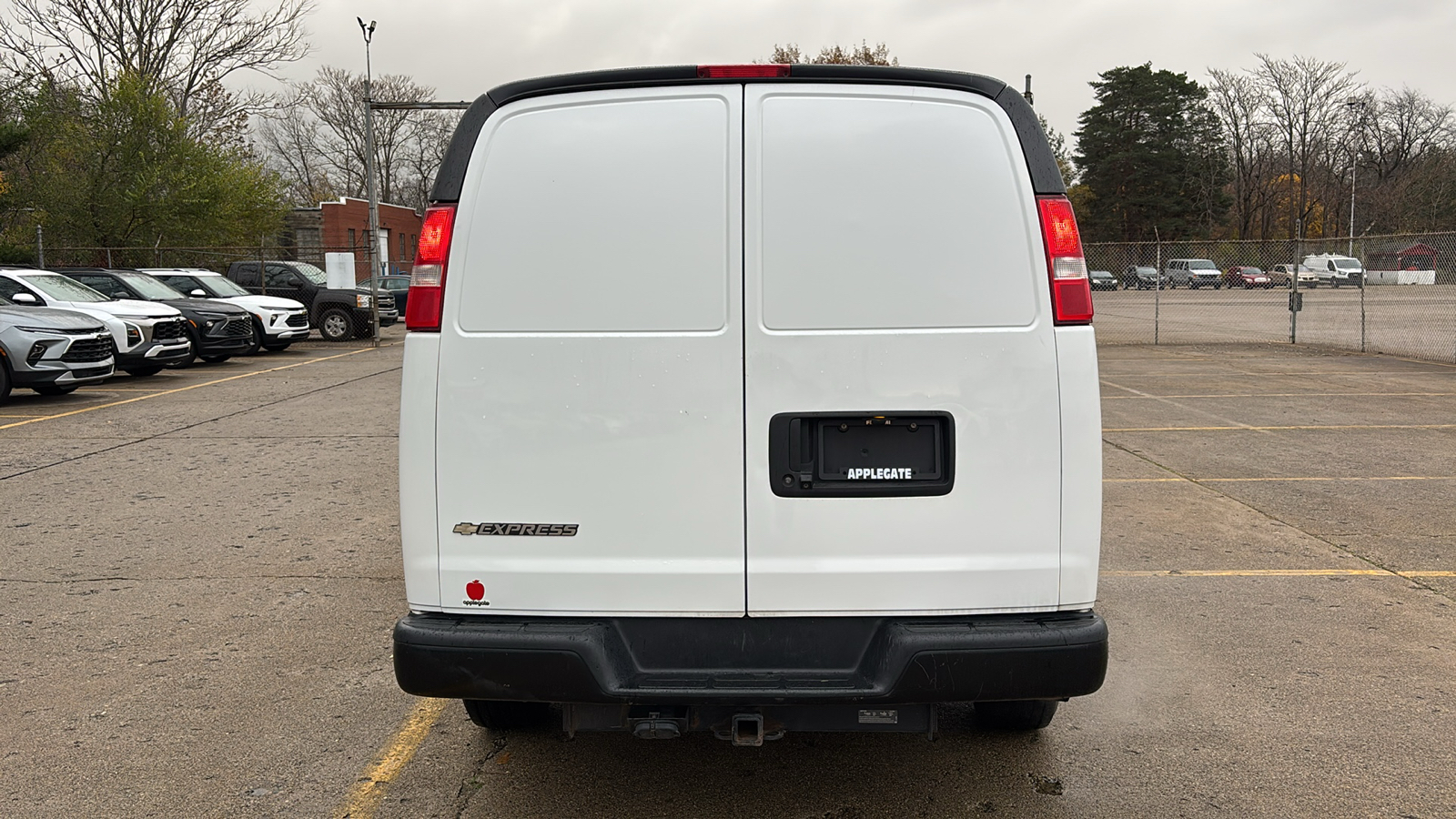 2019 Chevrolet Express 2500 25