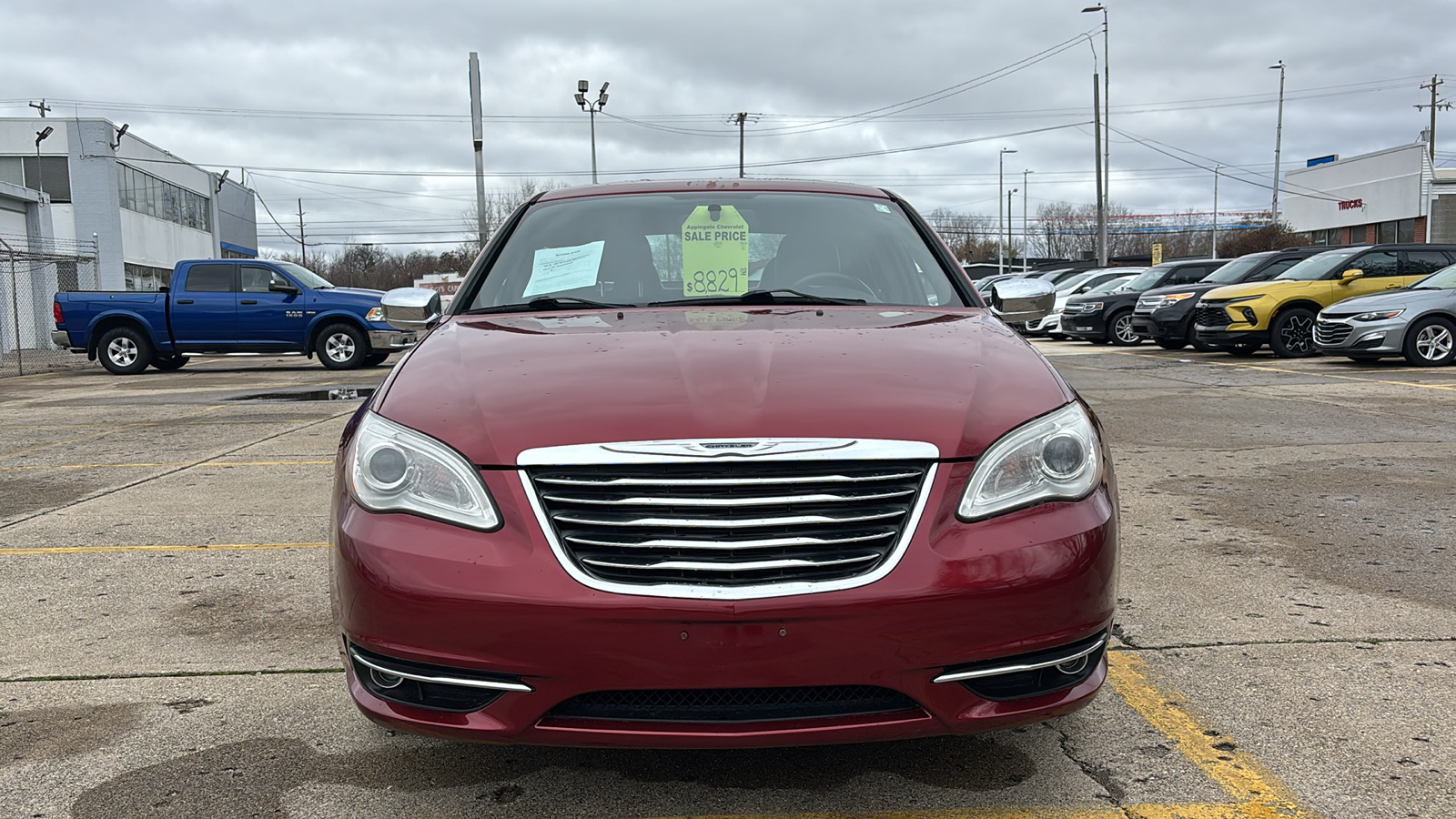 2013 Chrysler 200 Limited 30