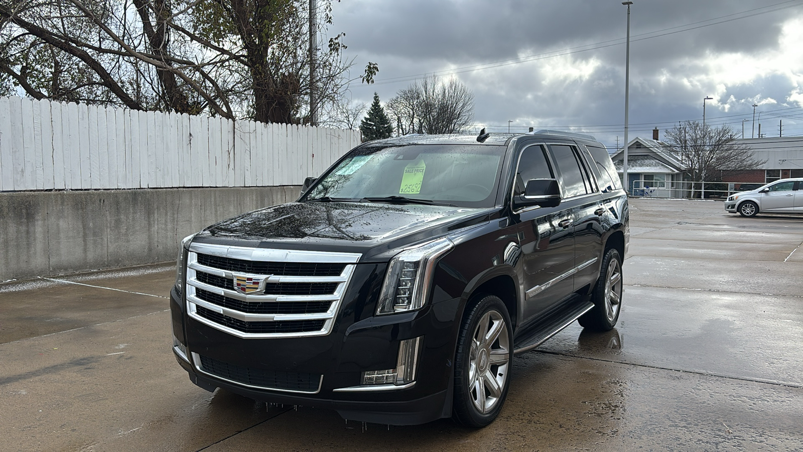 2015 Cadillac Escalade Luxury 2