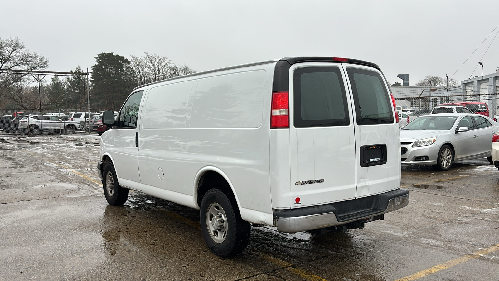 2019 Chevrolet Express 2500 4