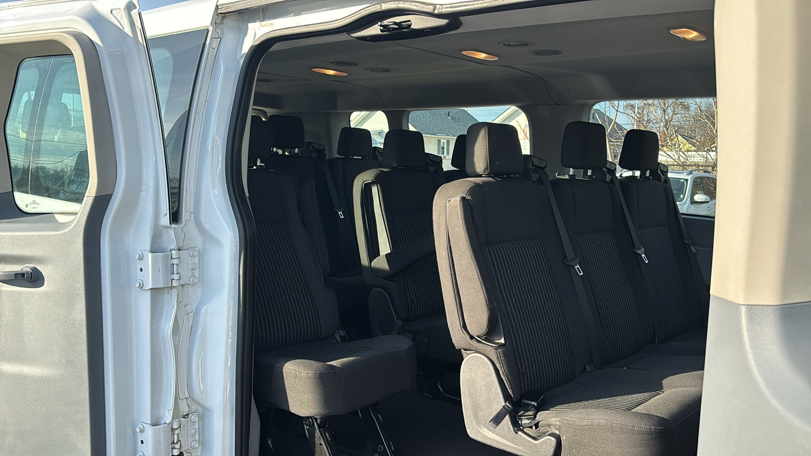 2019 Ford Transit  25