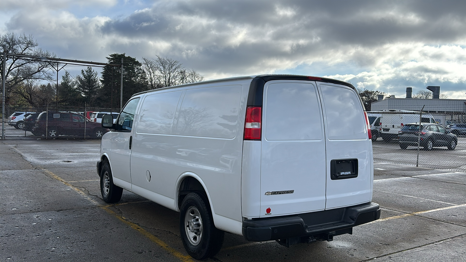 2020 Chevrolet Express 2500 4