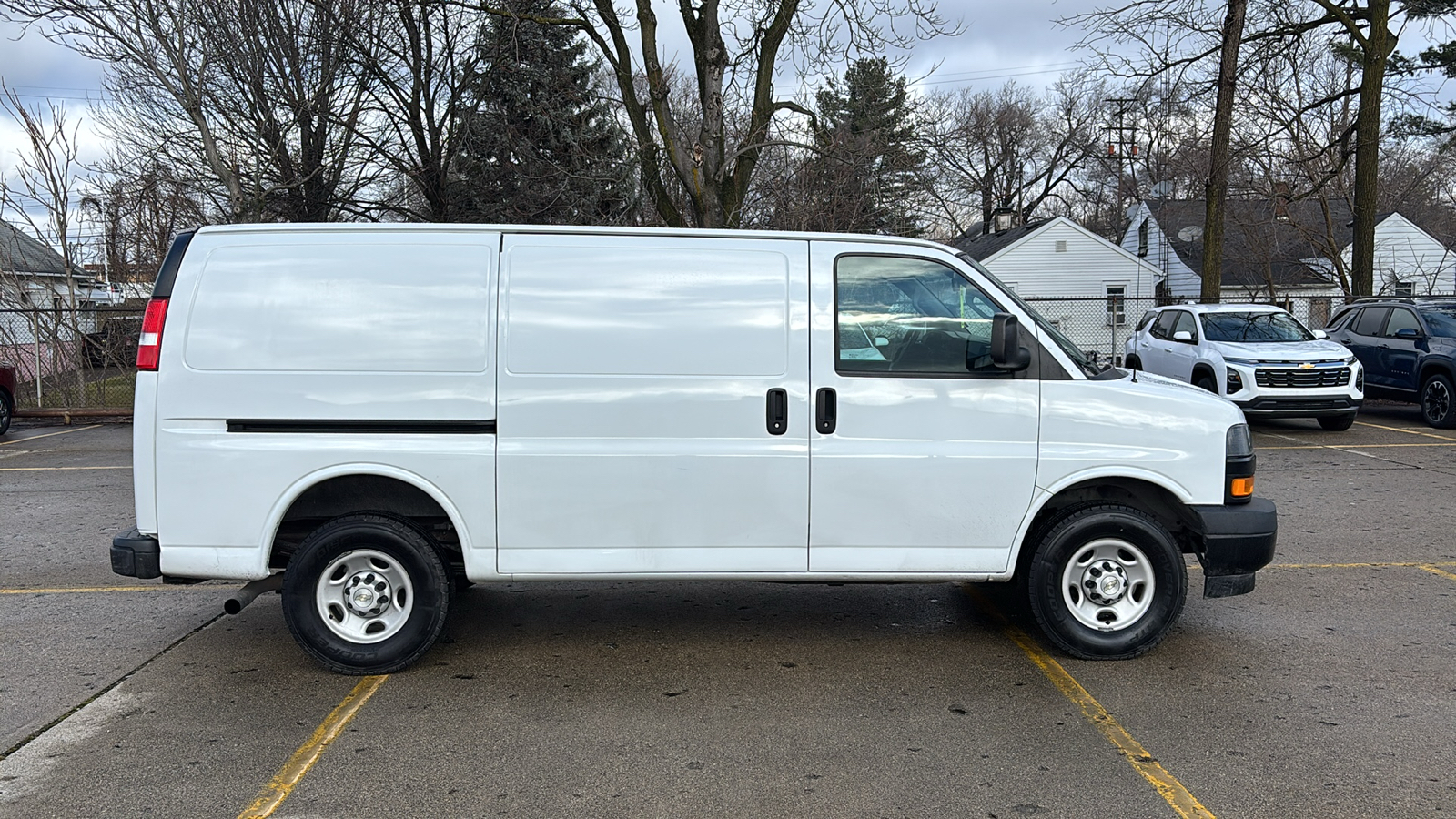 2020 Chevrolet Express 2500 6