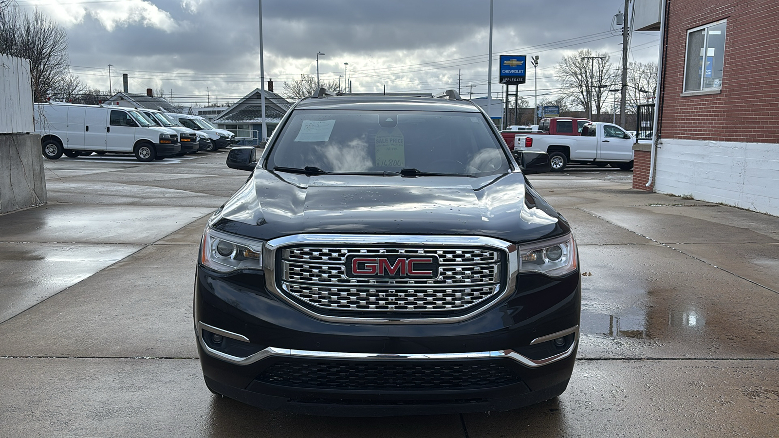 2017 GMC Acadia Denali 33