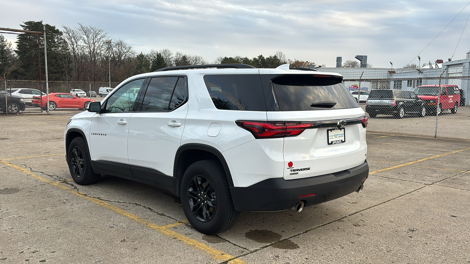 2024 Chevrolet Traverse Limited LT Cloth 4