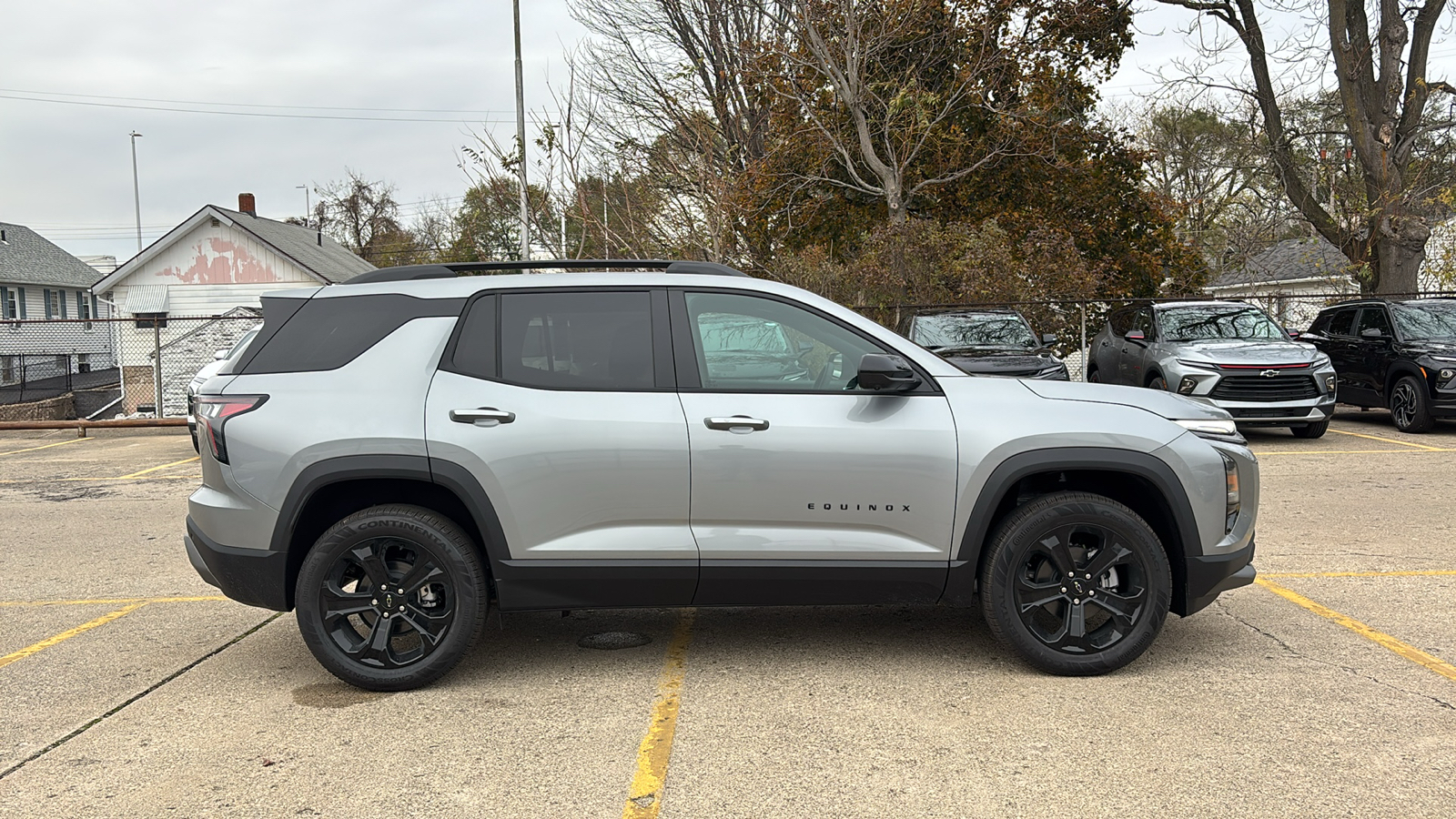 2025 Chevrolet Equinox LT 8