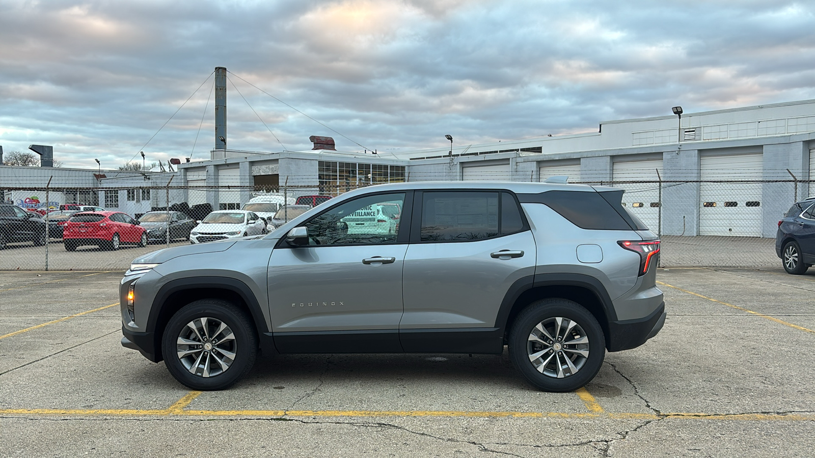 2025 Chevrolet Equinox LT 2