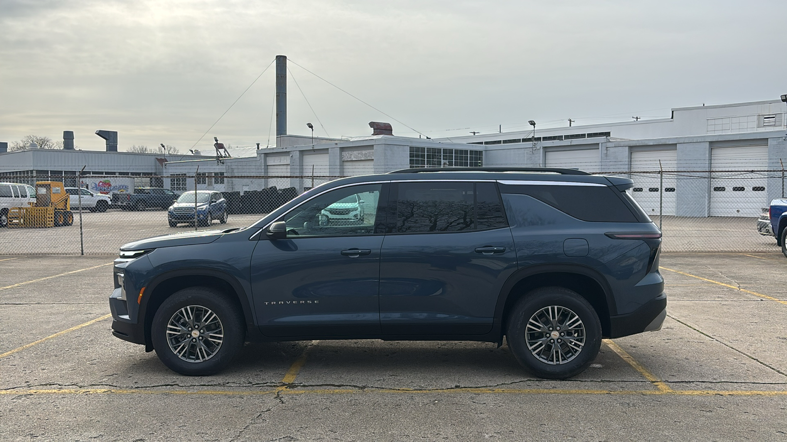 2025 Chevrolet Traverse LT 3