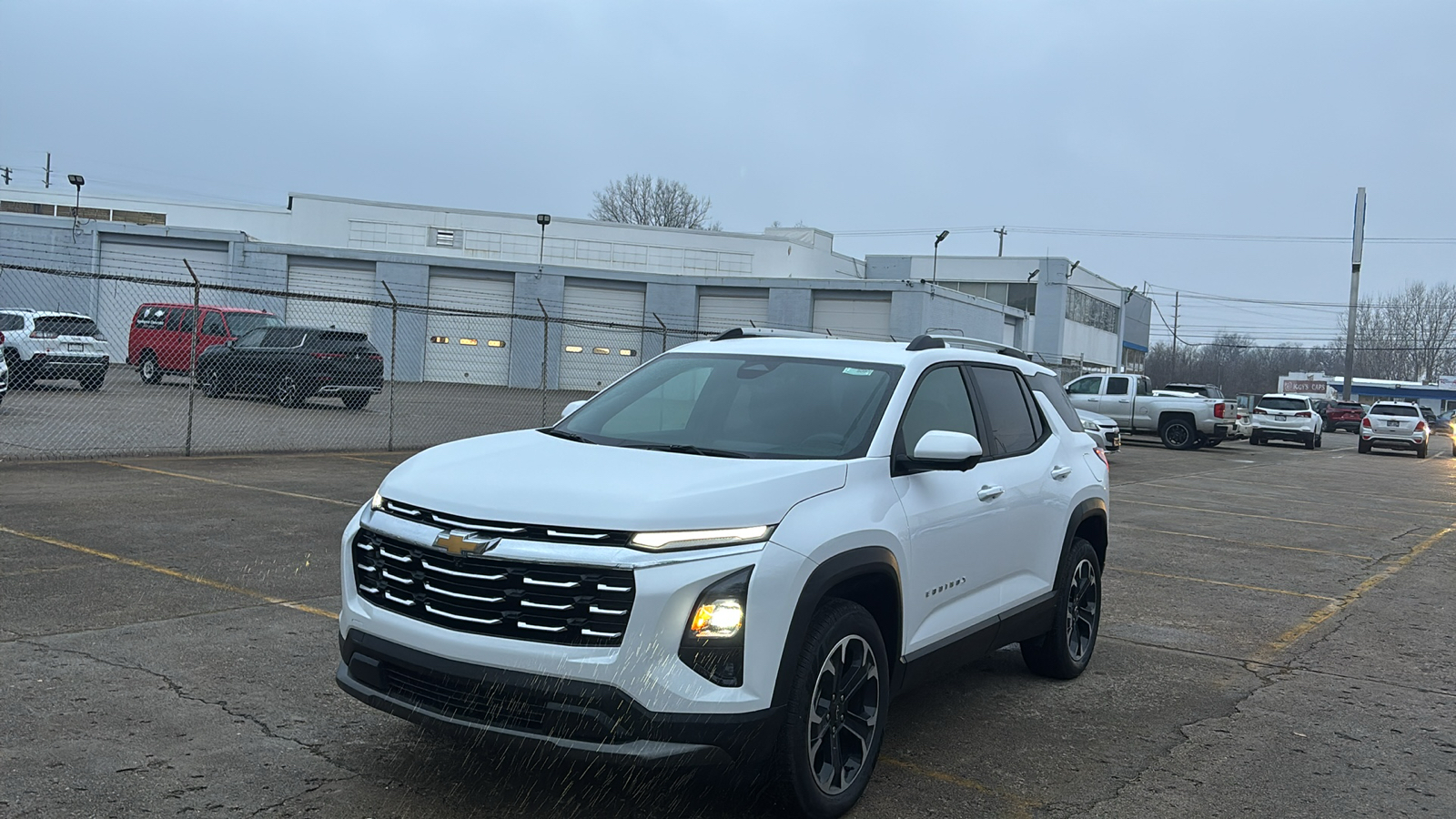 2025 Chevrolet Equinox LT 2