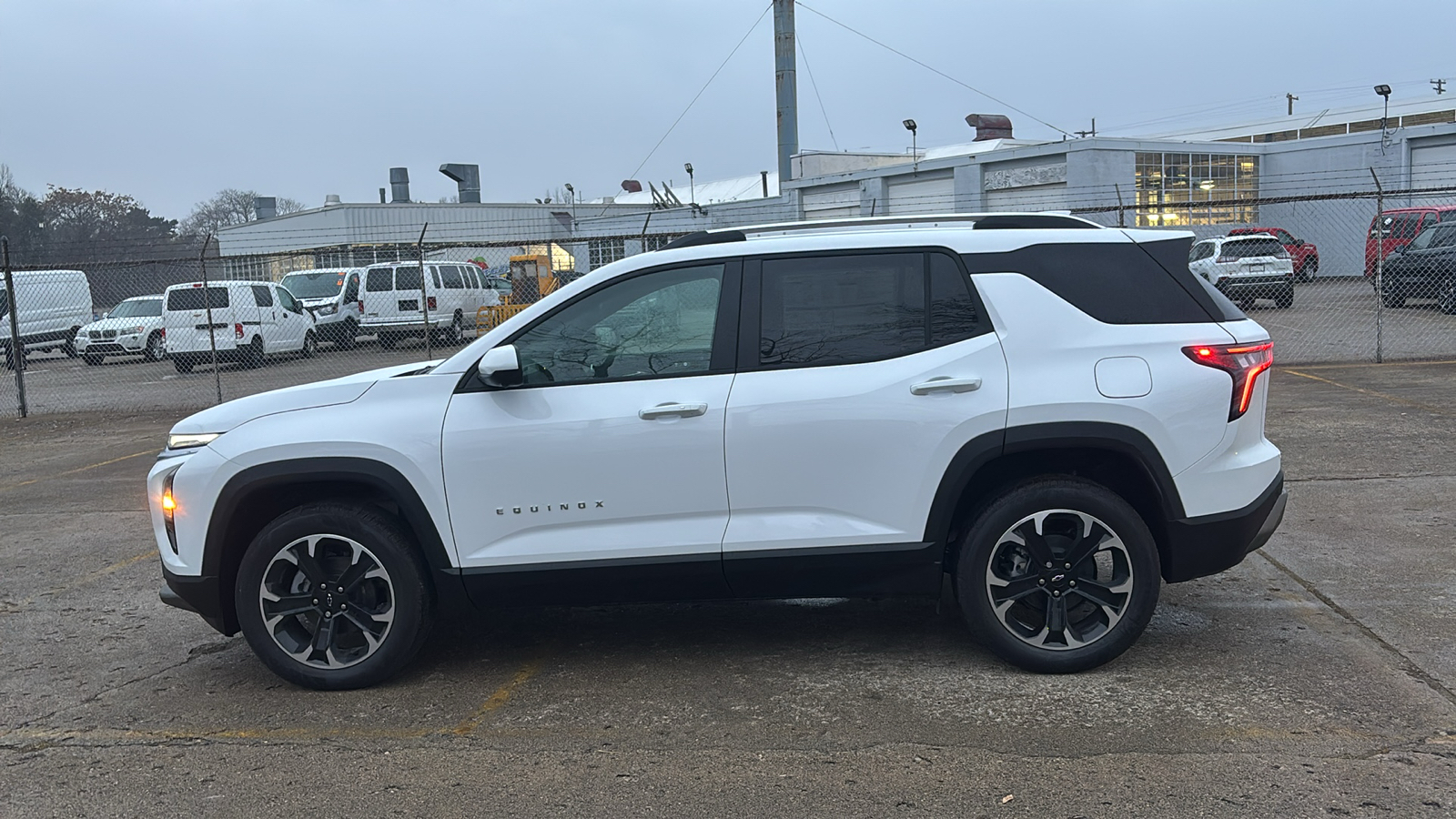 2025 Chevrolet Equinox LT 3