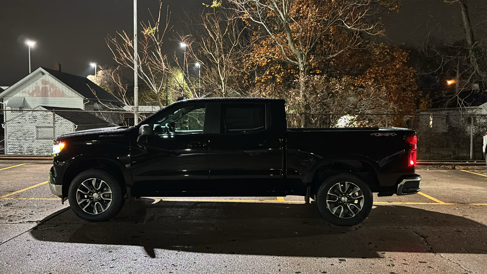 2025 Chevrolet Silverado 1500 LT 3