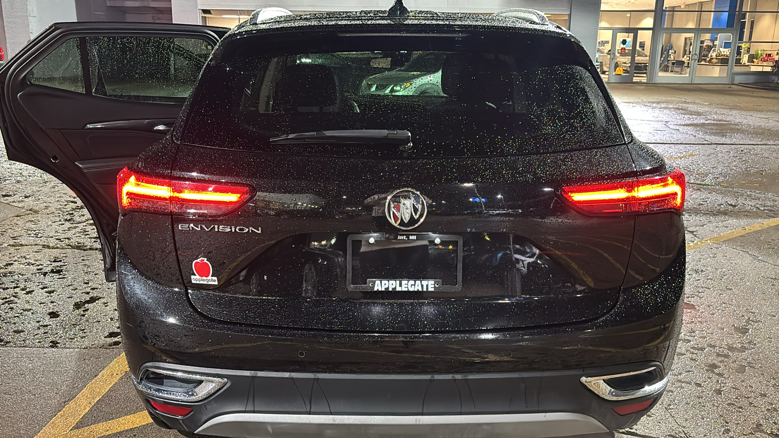 2023 Buick Envision Essence 32