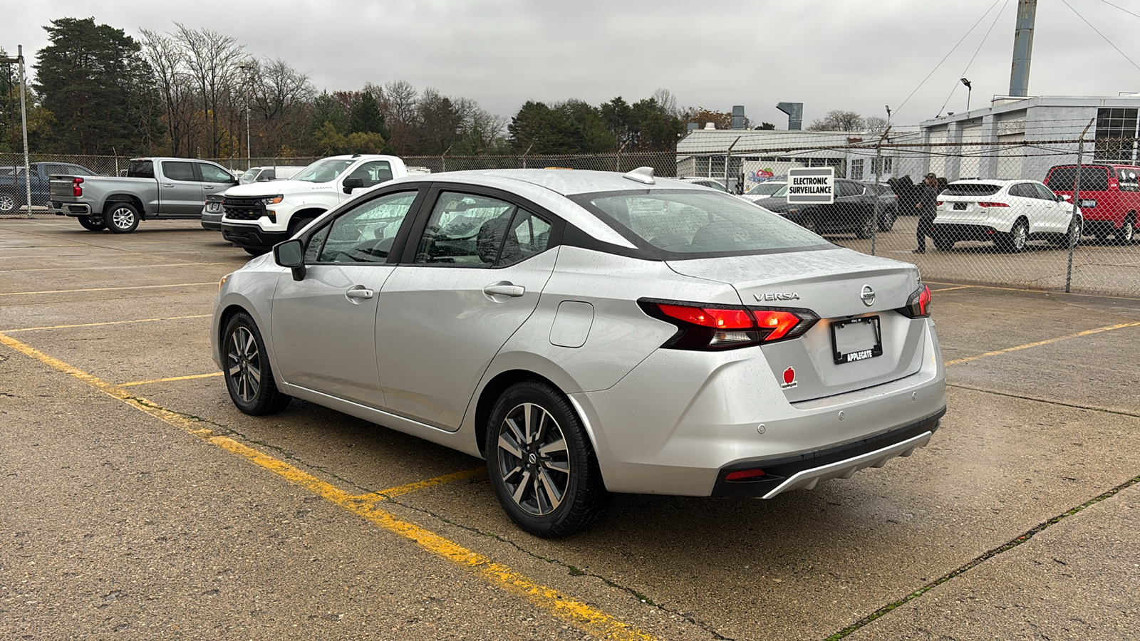 2021 Nissan Versa SV 4