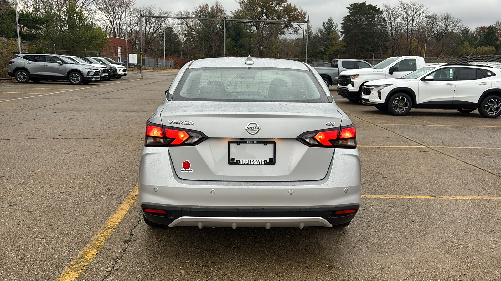 2021 Nissan Versa SV 29